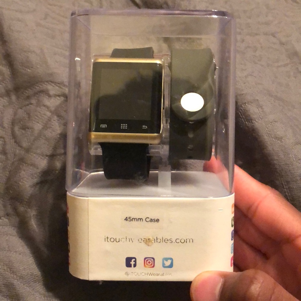 Smart watch - Picture 1 of 5